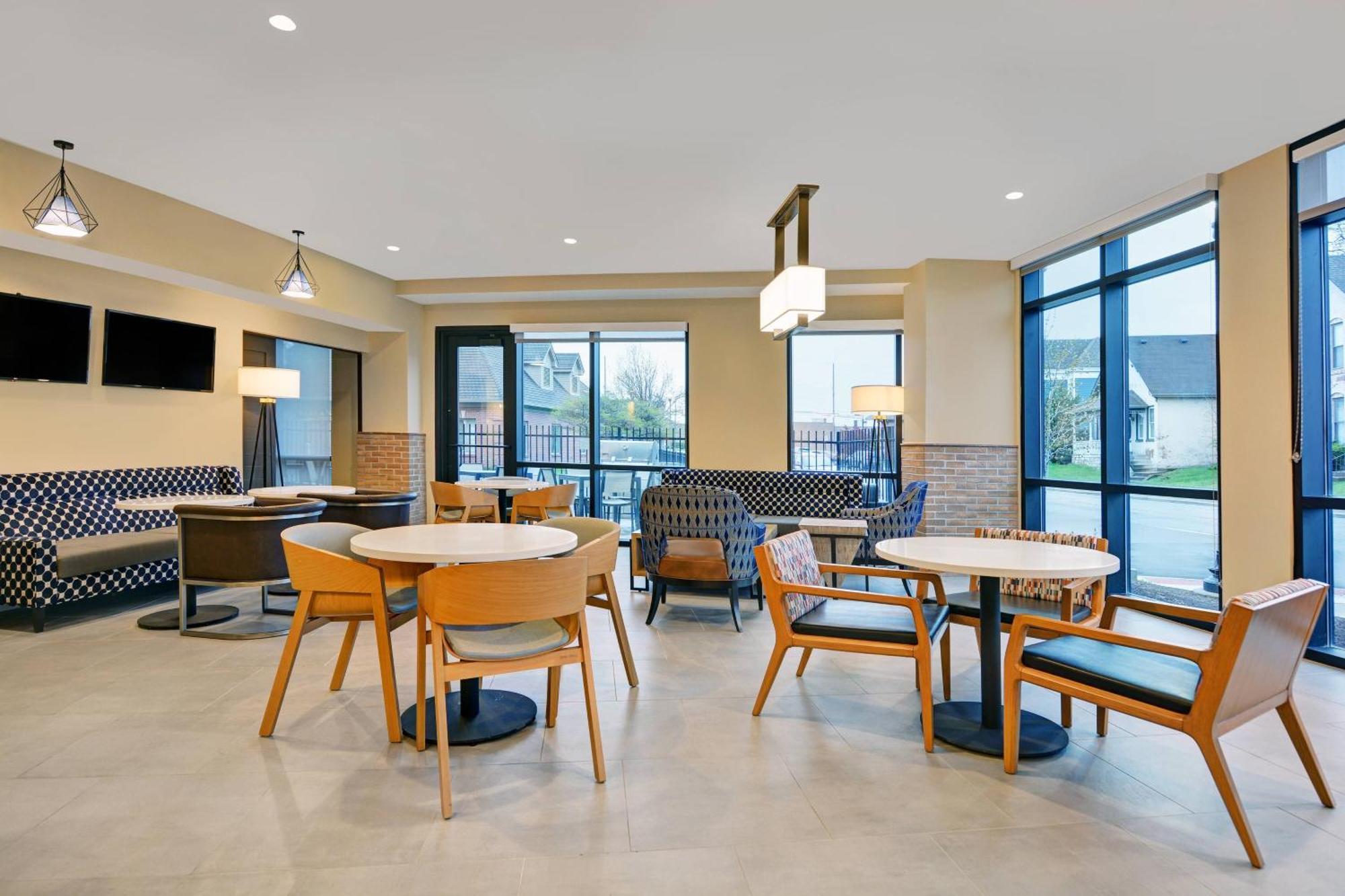 Towneplace Suites By Marriott Indianapolis Downtown Ngoại thất bức ảnh