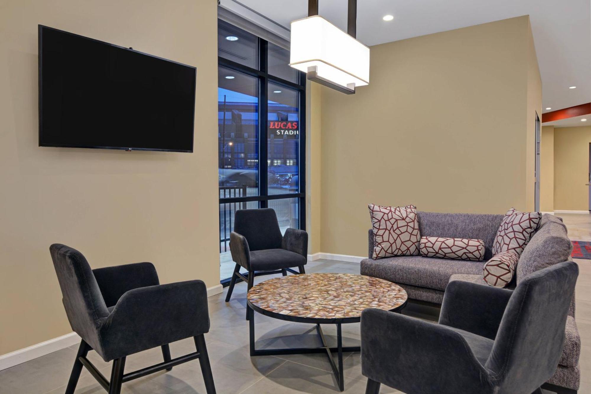 Towneplace Suites By Marriott Indianapolis Downtown Ngoại thất bức ảnh